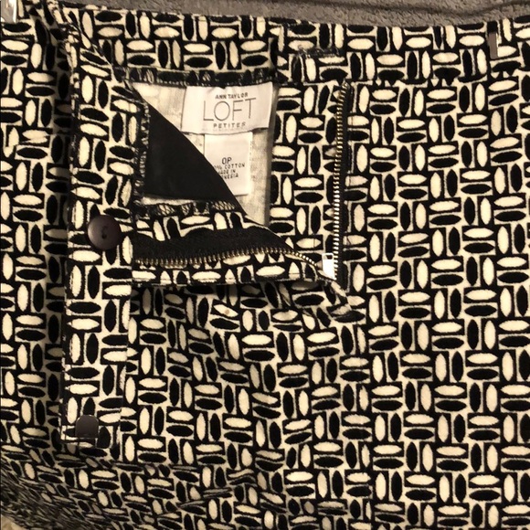 Loft Petite Small velvet patterned skirt w/ pockets - Picture 3 of 3